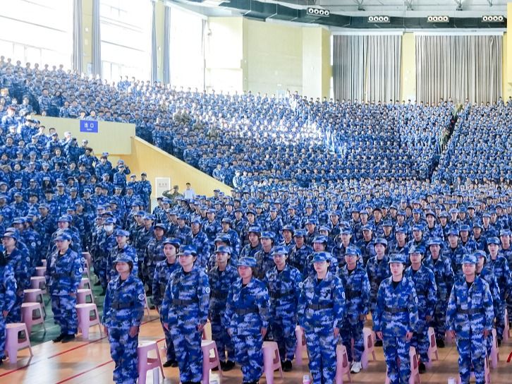 全体观看！震撼全场！最帅天团动图来了!