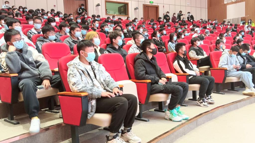 BEAT365英国官网电气与电子工程学院举行2023届毕业生动员大会