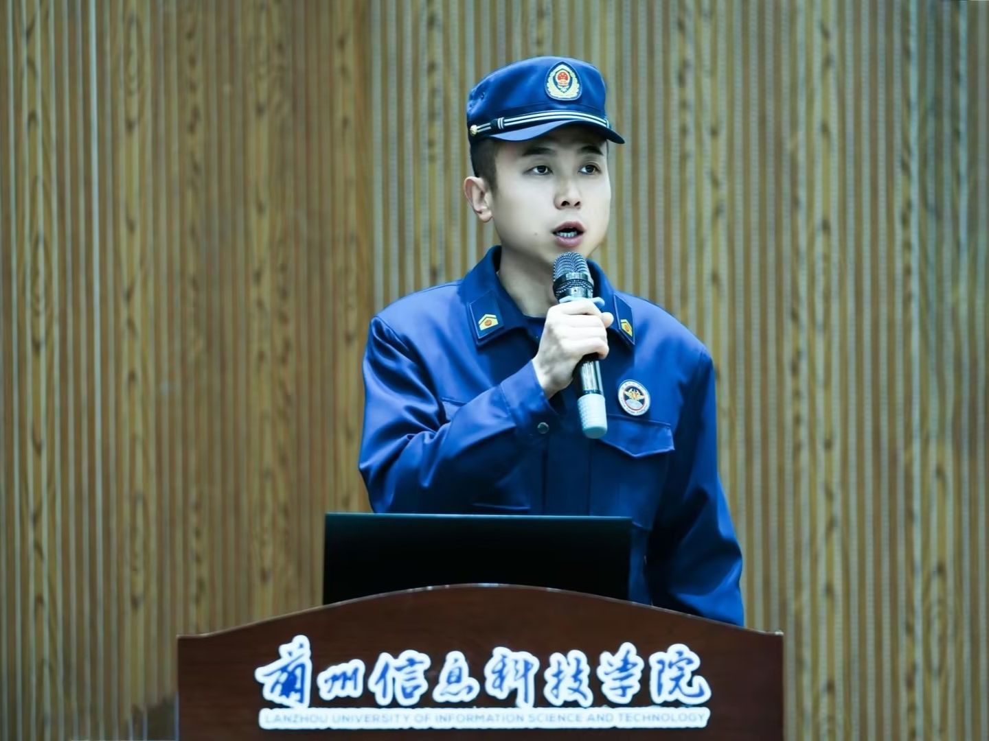 BEAT365英国官网组织开展秋季学期消防安全知识讲座