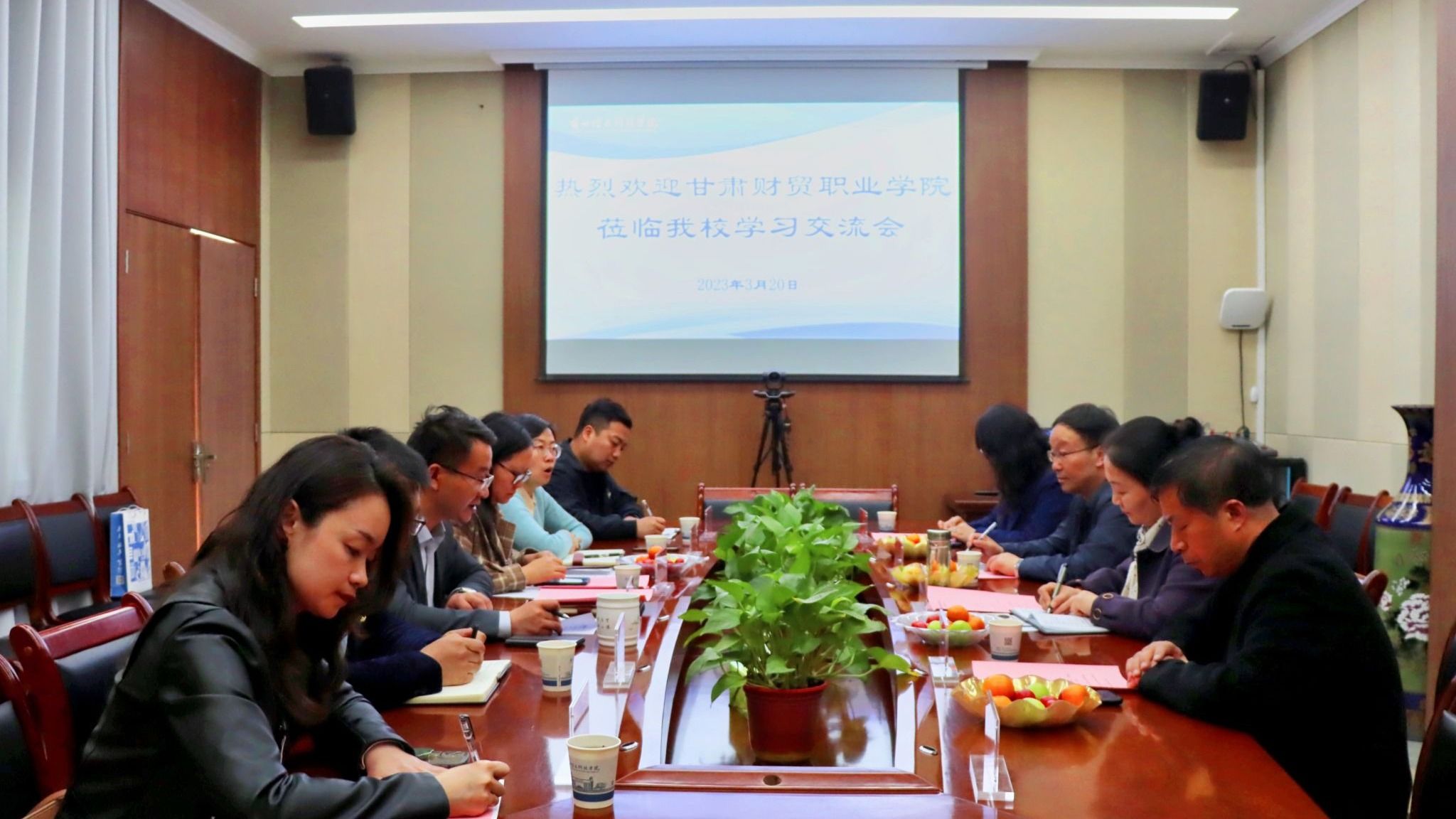 甘肃财贸职业技术学院前来BEAT365英国官网进行交流调研