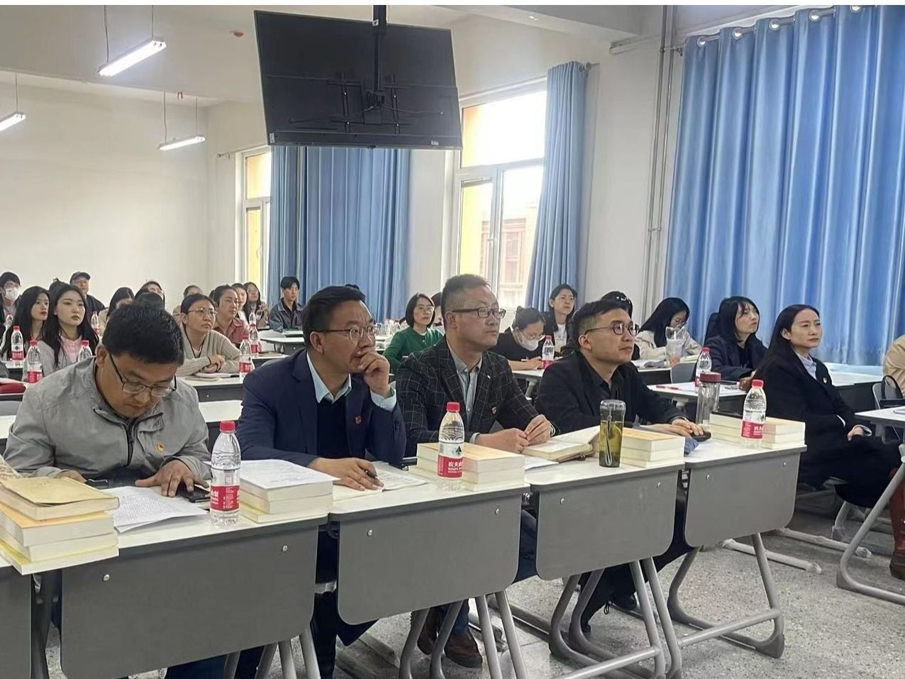 BEAT365英国官网开展习近平新时代中国特色社会主义思想专题学习暨集体备课会