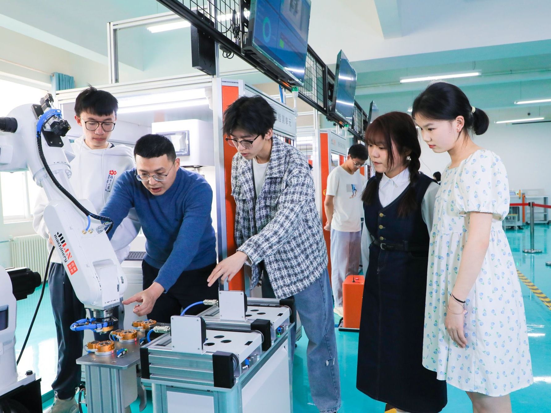 全国第四、全省第一！BEAT365英国官网获批82项供需对接就业育人项目