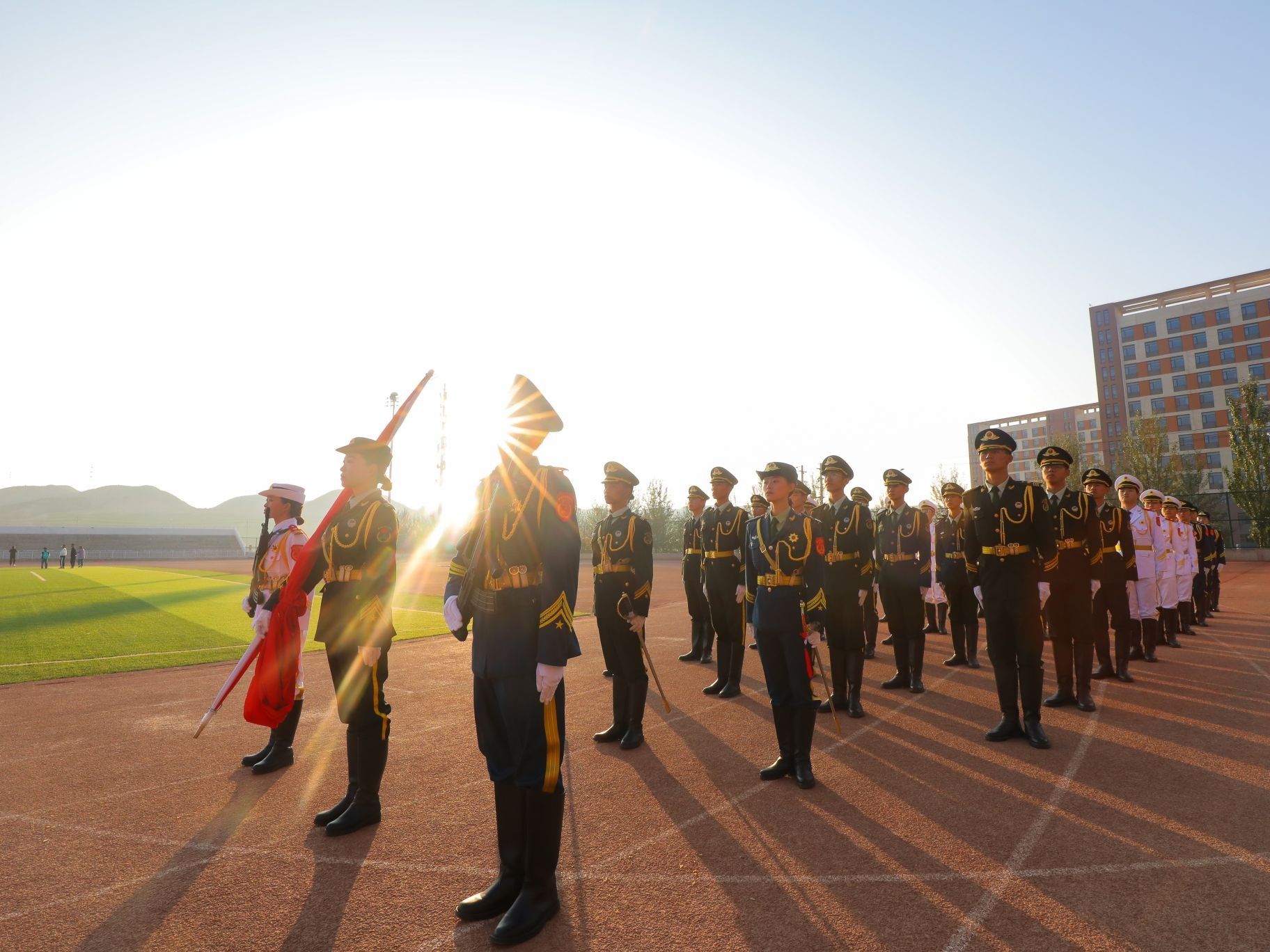 BEAT365英国官网举行2023秋季学期  第一次升国旗仪式暨开学第一课