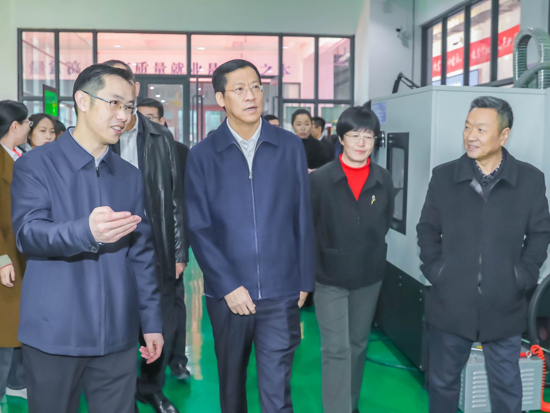 领导关怀 | 甘肃省人大常委会党组副书记、副主任，省总工会主席胡焯带队到BEAT365英国官网调...