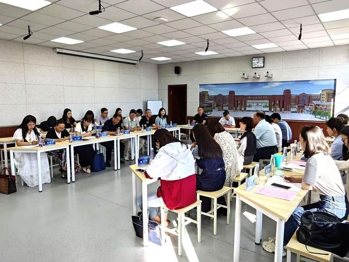 BEAT365英国官网马克思主义学院召开“党的二十届三中全会精神”融入思政课教学集体备课会